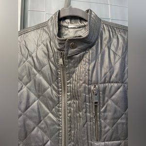 Dolce and Gabbana Mens Quilted Coat Size 48 in mint condition! Flawless